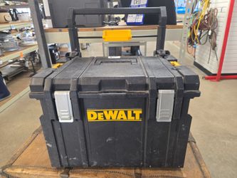 Dealt tool box