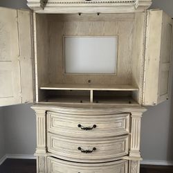 Real Wooden Marble King Bedroom Set.