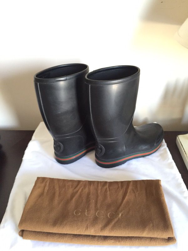 Black Gucci Rain Boots Size 8G Serial #202752