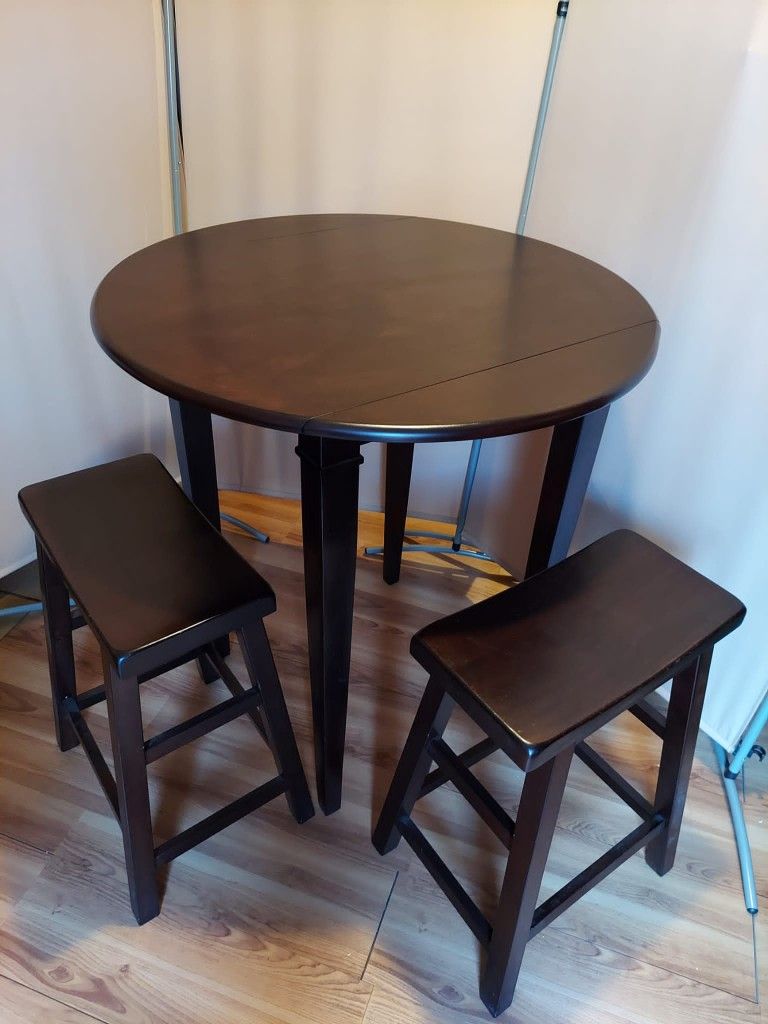 Round Drop Leaf Counter Dining Table With Stools