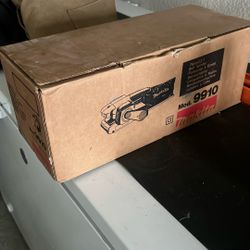 Makita 3” Belt Sander