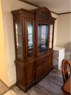 Hutch and Dining room table