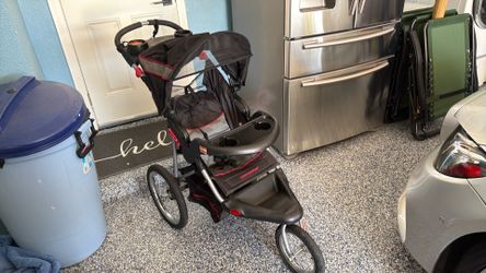 Babytrend Expedition Jogger Stroller