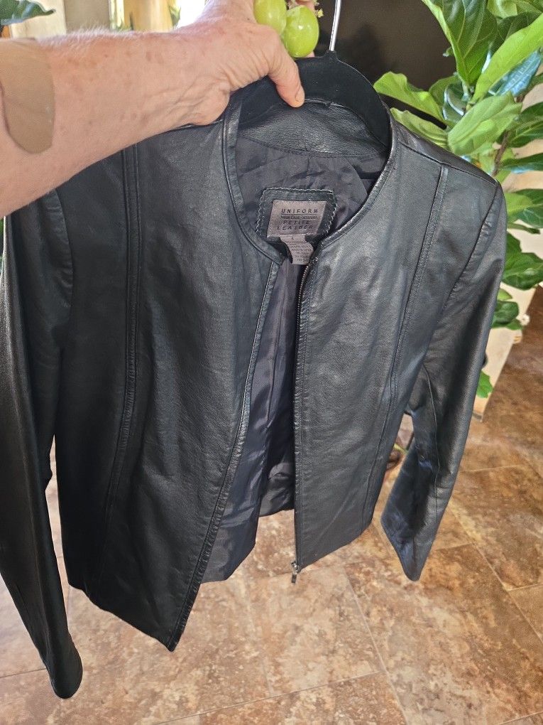Size 6 Genuine Leather Jacket ...John Paul Richard