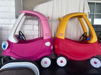 Little Tikes Cozy Coupe Classic Ride-On Car - Working Door & Horn