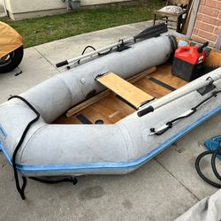 10’ Hard Bottom Zodiac w/ 3.5hp Motor