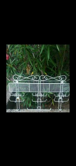 Metal mail holder