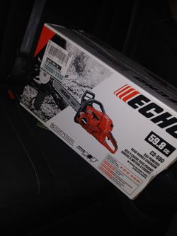Gas Powered Echo Chainsaw 59.8 cc