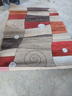AREA RUG
