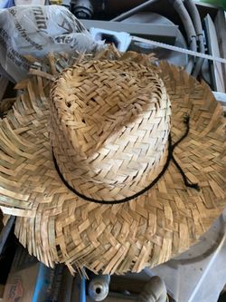 Garden Straw Hat need gone today