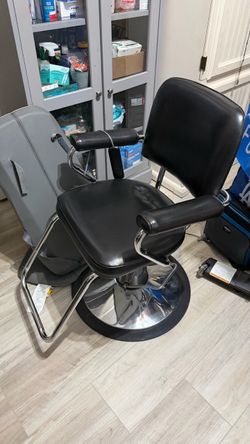 Barber chair
