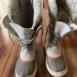 Sorel Womens Snow Boots Size 7.5