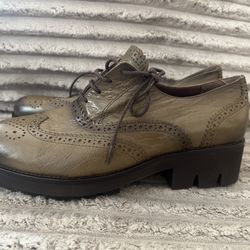 Leather Shoes Size 8