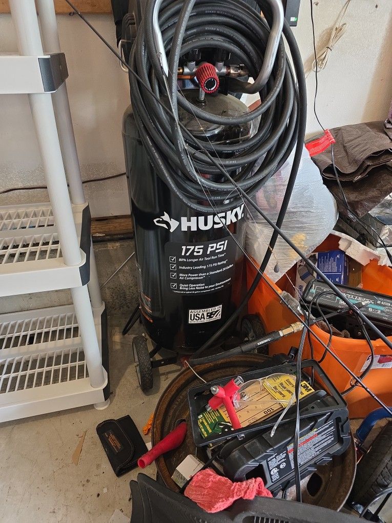 20 GAL Compressor Husky