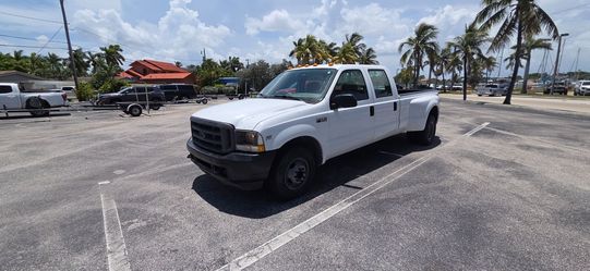Ford F-350 dually