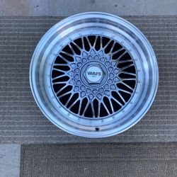 Variis Wheels 