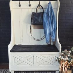 Hall Tree w Bench
