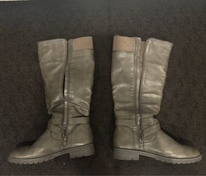 Women Boots Size 9