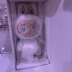 THE MONSTERS - ANGEL IN CLOUDS Vinyl Face Doll
