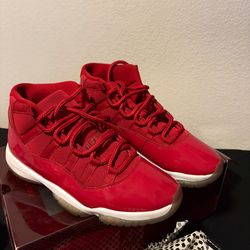 Jordan 11 size 10.5  men