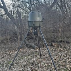 Automatic Deer Feeder