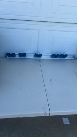 28in Hang  Up Storage Unit 