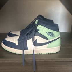 Air Jordan 1 Mid 11 Men