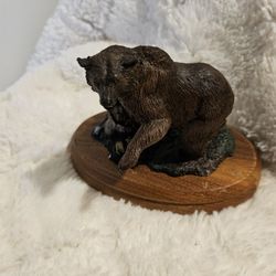 grizzly bear