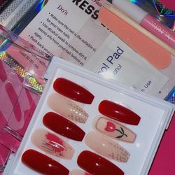 Press On Nails 