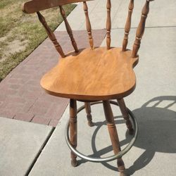 Swivel Wood Stool 