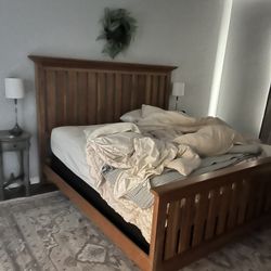 King Bed With Mattress And Box Spring 