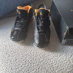 Jordan Dub Zero’s Black And Yellow