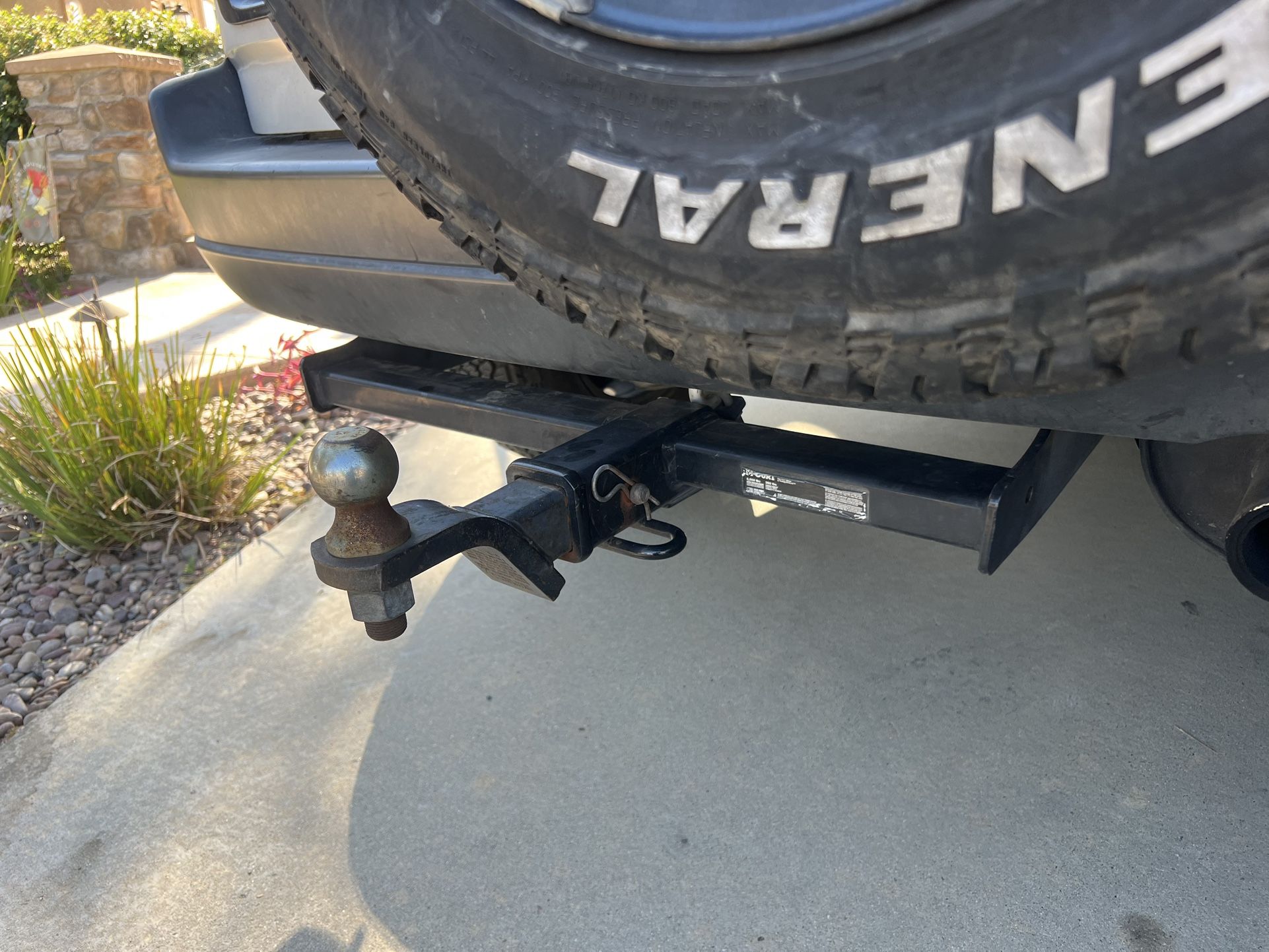 Honda CRV CR-V 2-inch Tow Hitch Hook Assembly