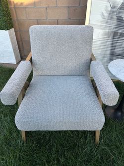 Accent Chairs