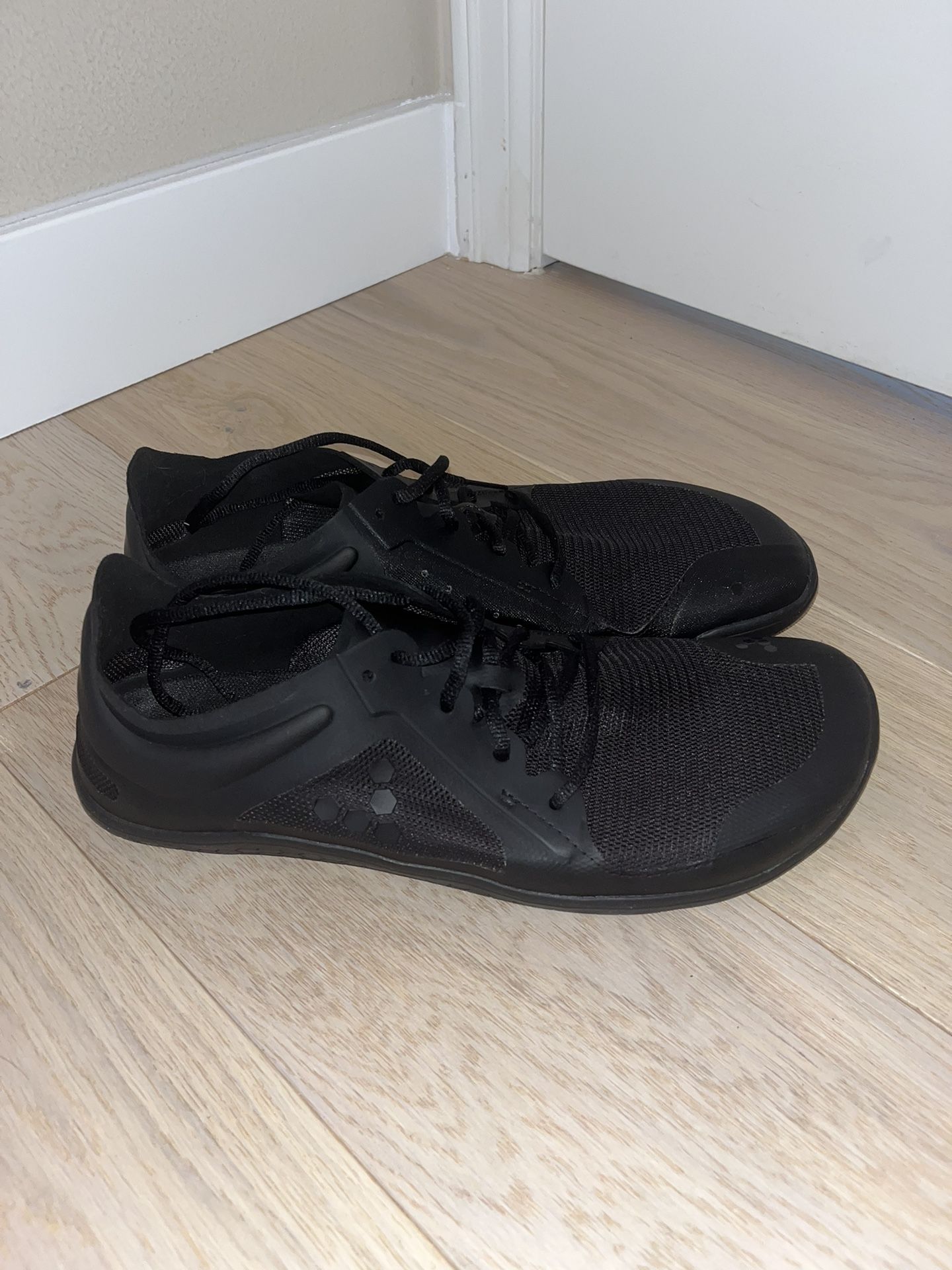 Vivobarefoot Primus Lite III Size 11