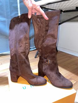New Brown Suede Knee-High Heeled Boots