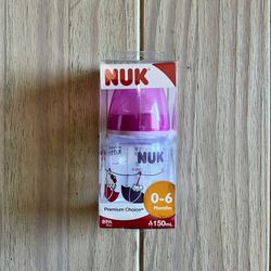 Nuk *Hello Kitty Edition* 5oz Baby Bottle