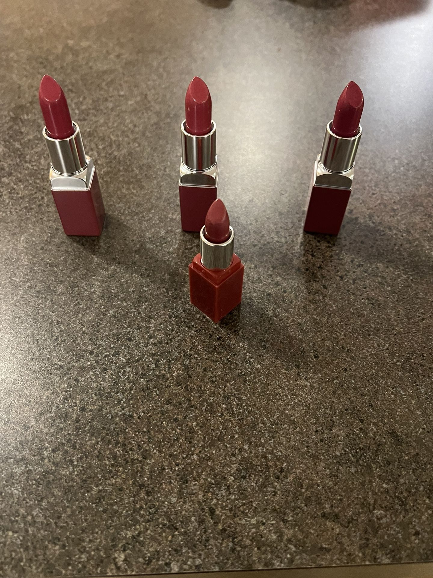 Clinique 3 Full Size And One Mini 13 Love pop Lipstick