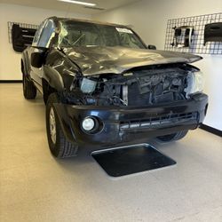 Auto Parts 2005 Toyota Tacoma 