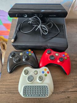 Xbox 360 Console Bundle with 3 Controllers, Kinect, and GTA V