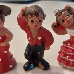 Terracotta Mini Figurines. 