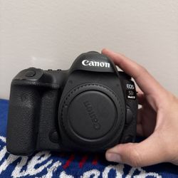 Canon 5D Mk4