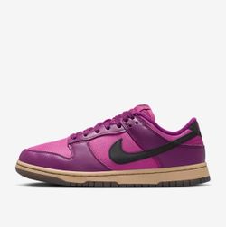 Nike Dunks Size 5.5 Women’s New