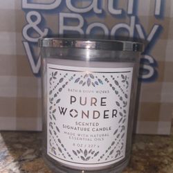 Bath & Body Works Pure Wonder Scented Candle 