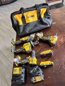 DeWalt 20V Brushless Power Tool Set