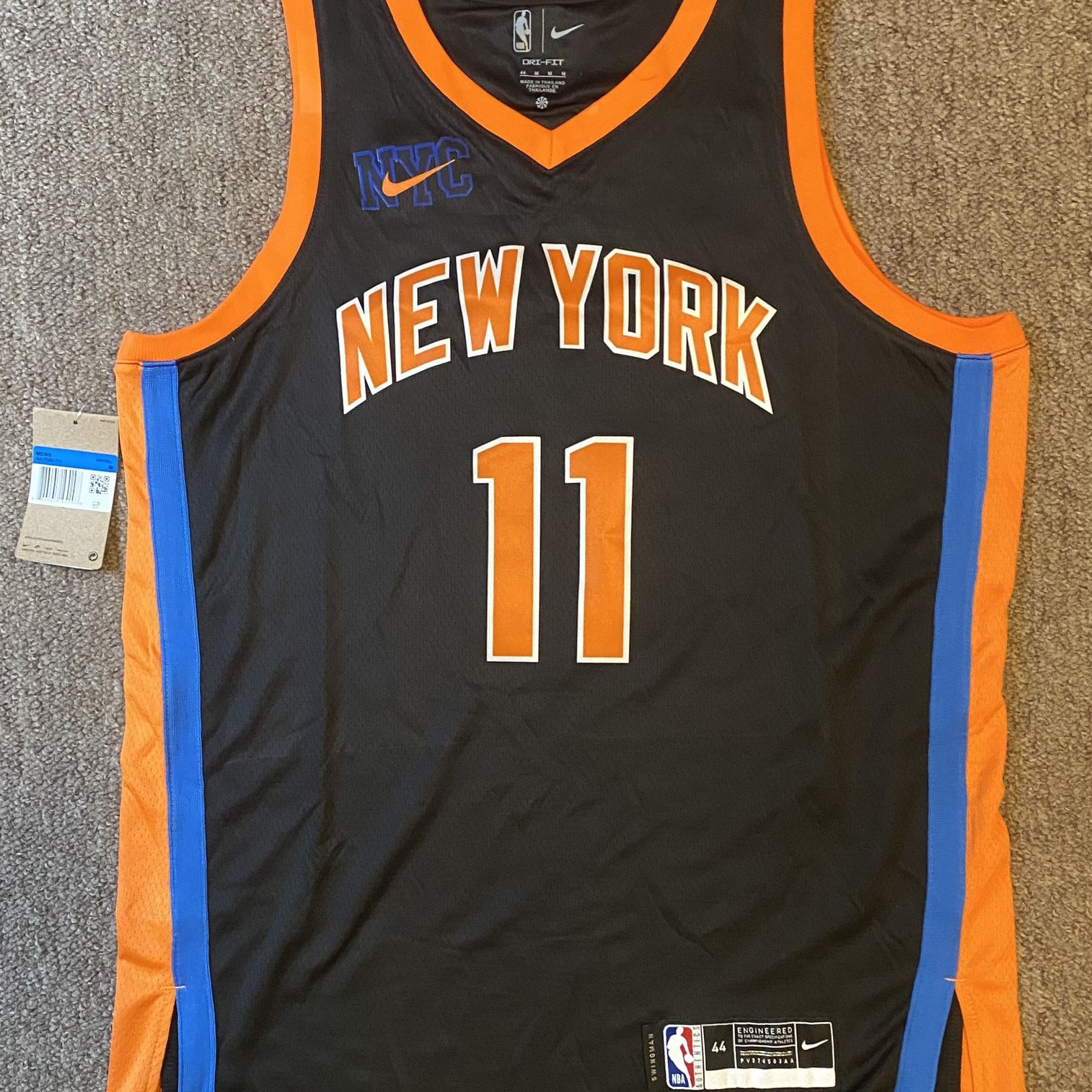 New York Knicks Carmelo Anthony Jersey ( Men’s Small) for Sale in Jersey  City, NJ - OfferUp