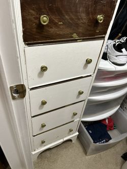 Chester Drawers