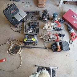 Assorted Pwer Tools 