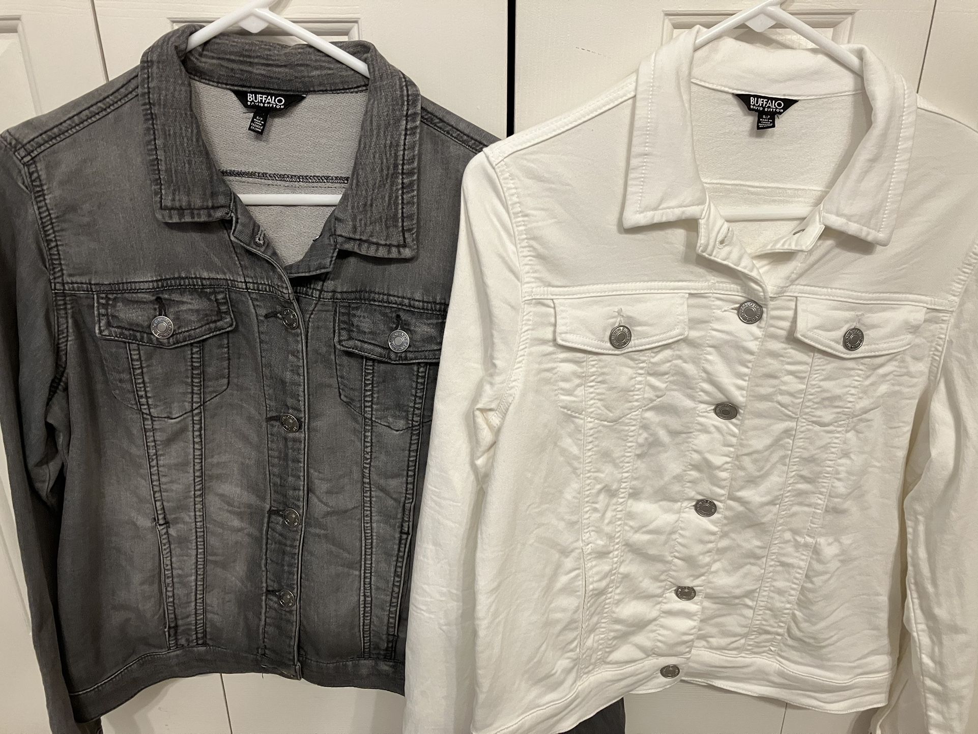 Buffalo David Bitton Stretch Denim 2 Jackets White & Gray Wash Size Woman’s Small Comfortable Fit Excellent Condition
