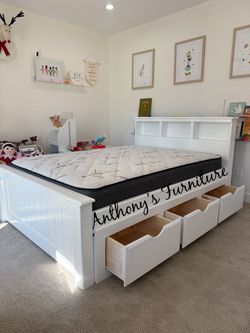 White Full Bed And Mattress with drawers